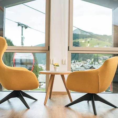 Otel Garni Miara - Your Dolomites